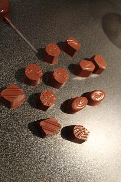 2013-12-18 Tim fait des chocolats 003.JPG